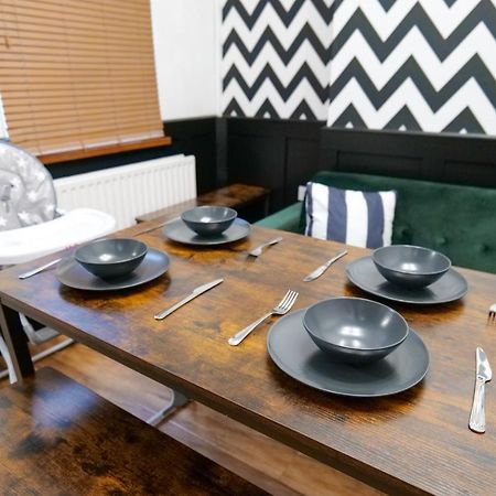 Broadway Belfast! Central Location! Sleeps 6! Exteriör bild