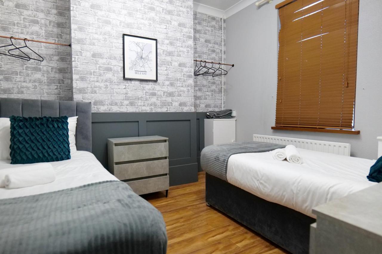 Broadway Belfast! Central Location! Sleeps 6! Exteriör bild