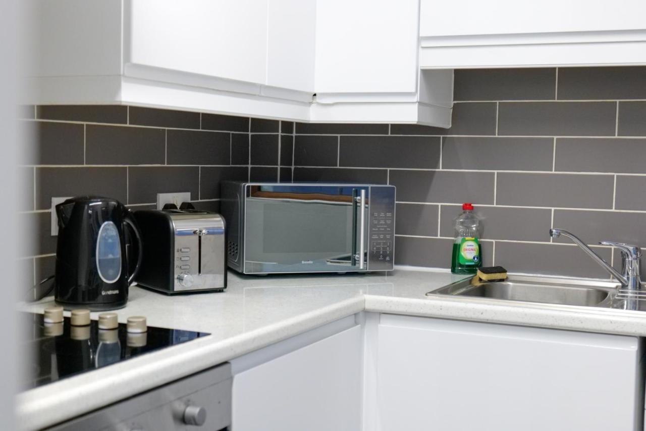 Broadway Belfast! Central Location! Sleeps 6! Exteriör bild