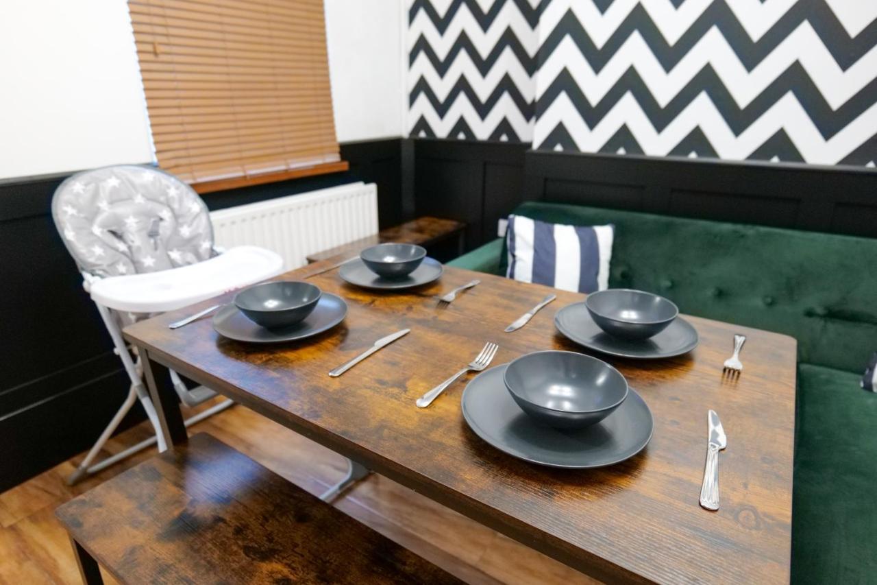 Broadway Belfast! Central Location! Sleeps 6! Exteriör bild